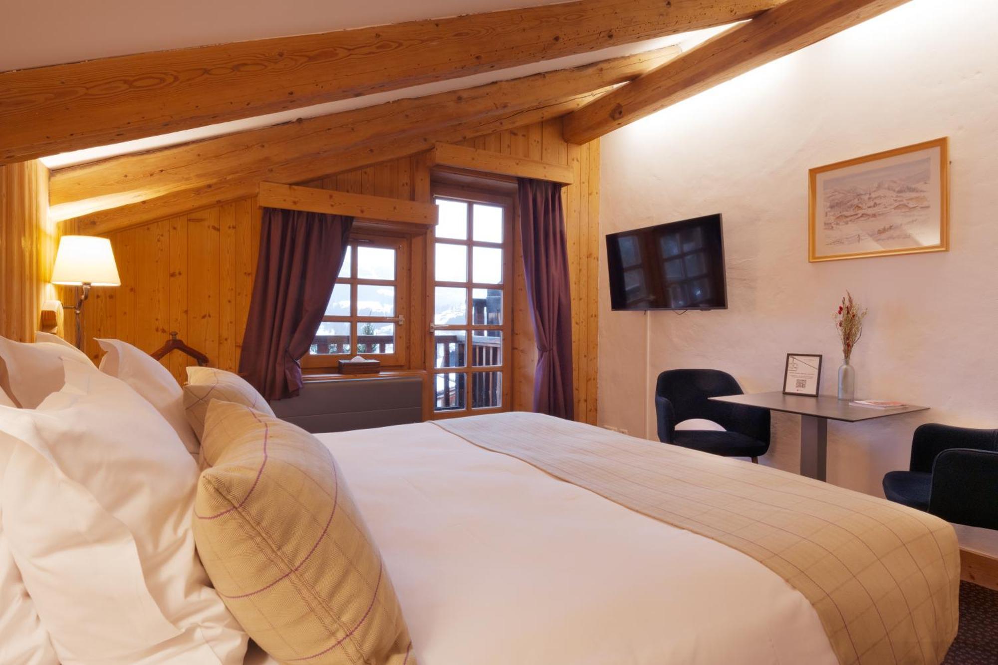 ホテル La Ferme Du Golf メジェーヴ 部屋 写真