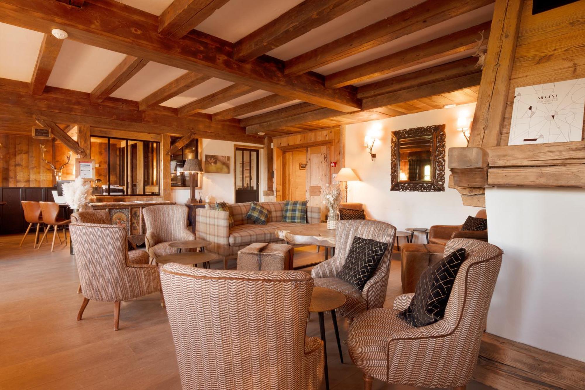 ホテル La Ferme Du Golf メジェーヴ エクステリア 写真